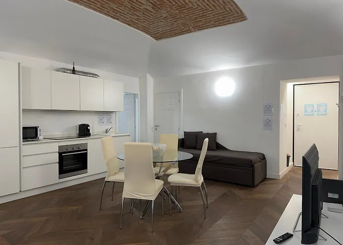 5 Min Porta Nuova, In The Centre Of